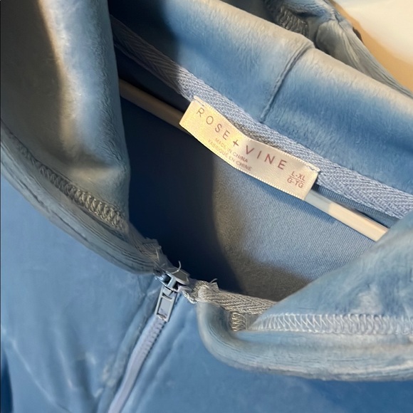Ardene Blue Cropped Zip-Up Jacket with Hood - Picture 2 of 4